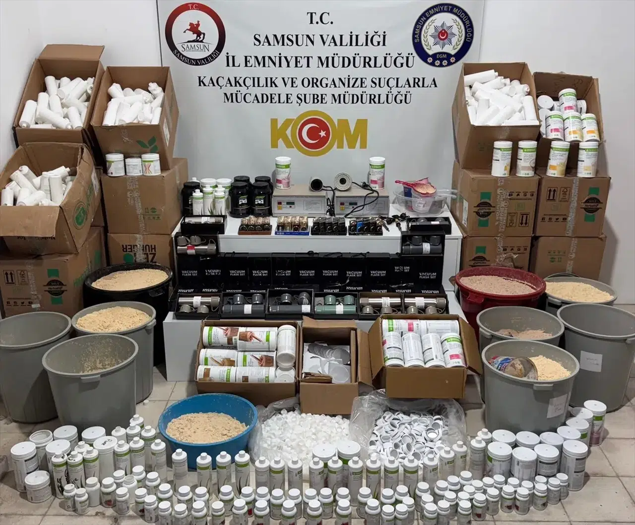 Samsun'da sahte zayıflama ve protein tozu üreten zanlı yakalandı
