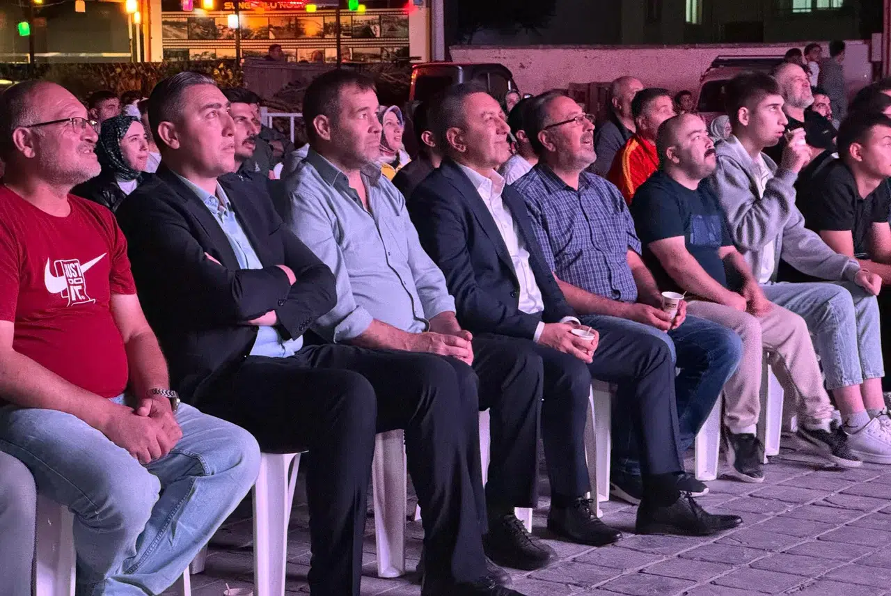 Dere’den Avrupa İkincisi Milli Takım’a Destek