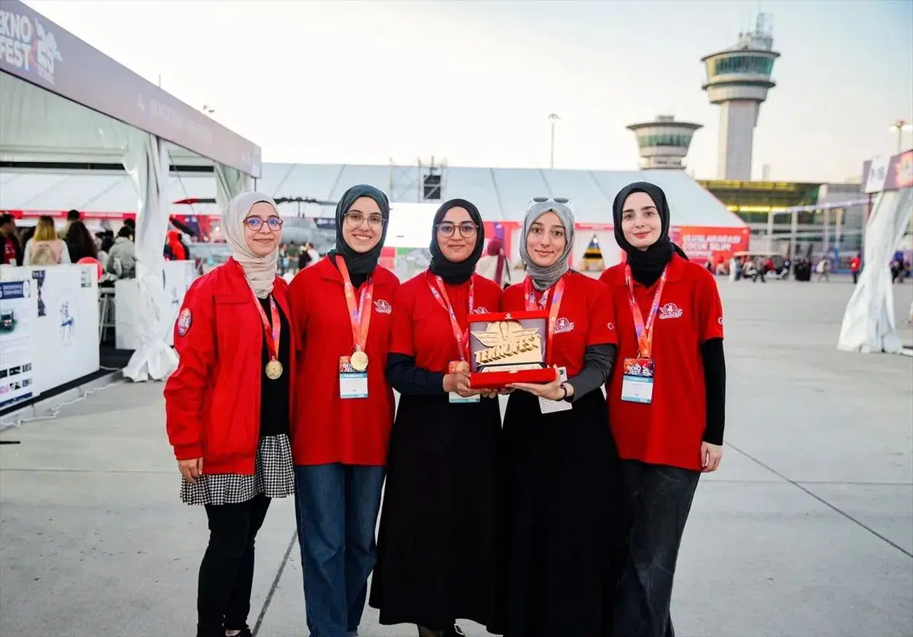 Medipol danışmanlığındaki Dockminds ekibi TEKNOFEST'te birinci oldu