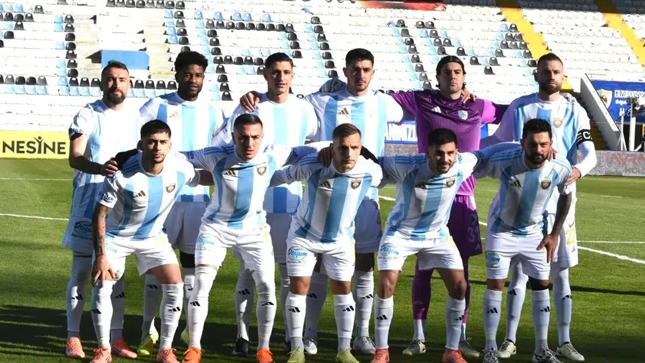 Erzurum, Sahasında Geçit Vermiyor