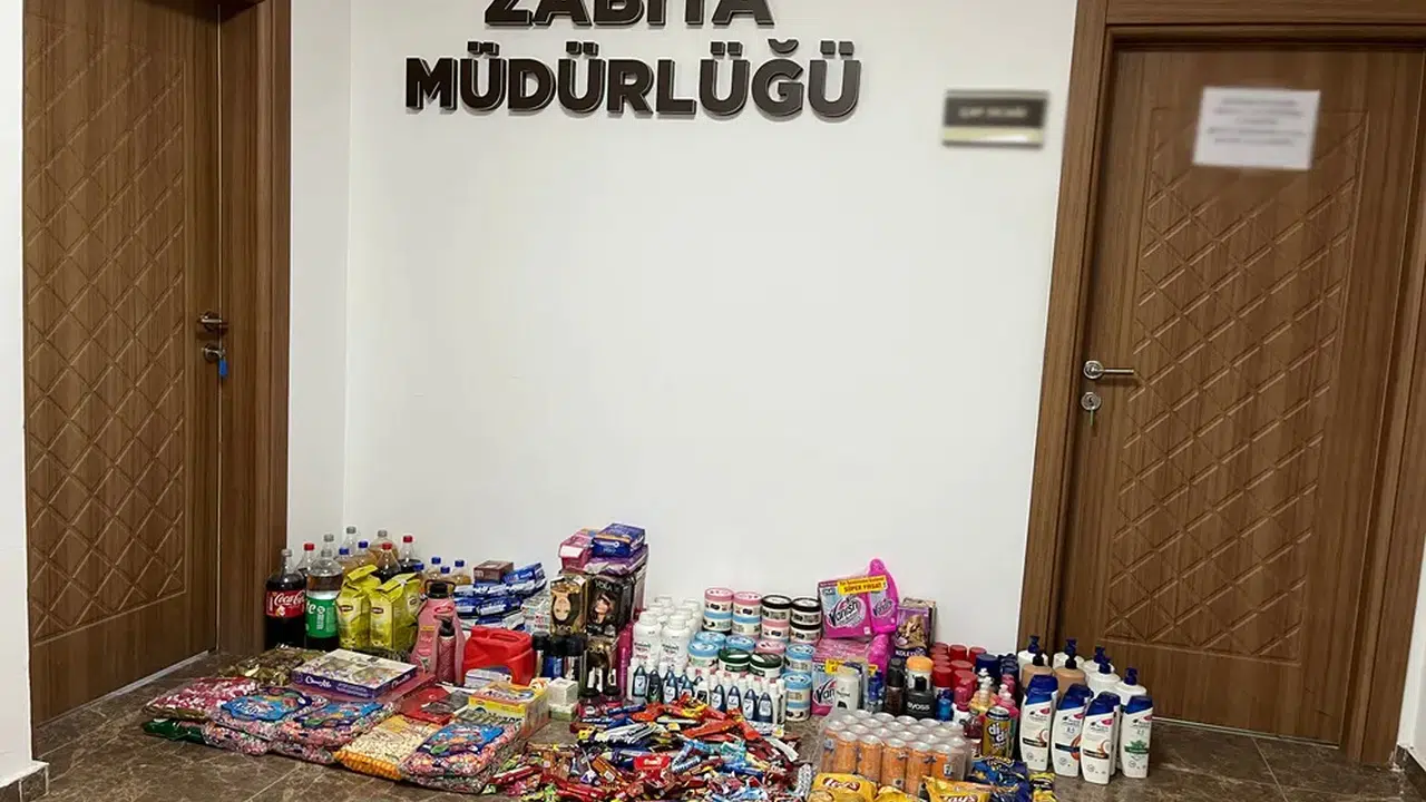 Bakkal Zehir Satmış, Yüzlerce Ürün Ele Geçirildi