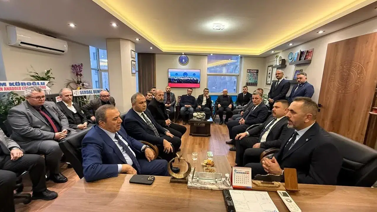 Kayrıcı’dan Türk Eğitim-Sen’e Ziyaret