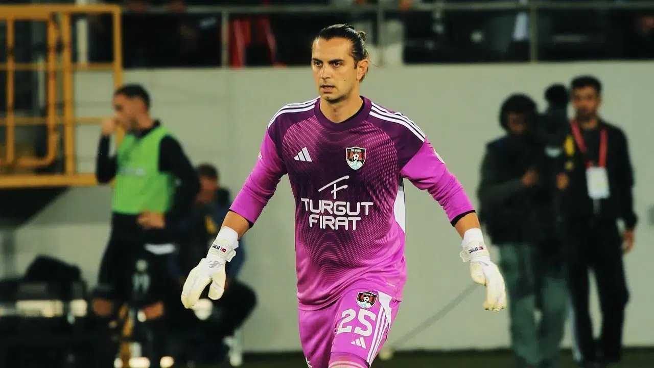 Kaleye Tecrübeli Eldiven