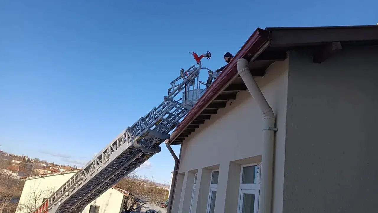 Günlerce Mahsur Kaldığı Yerden Böyle İndirildi