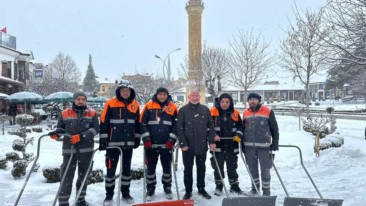 Belediye, 36 Araç ve 205 Personelle Sahada