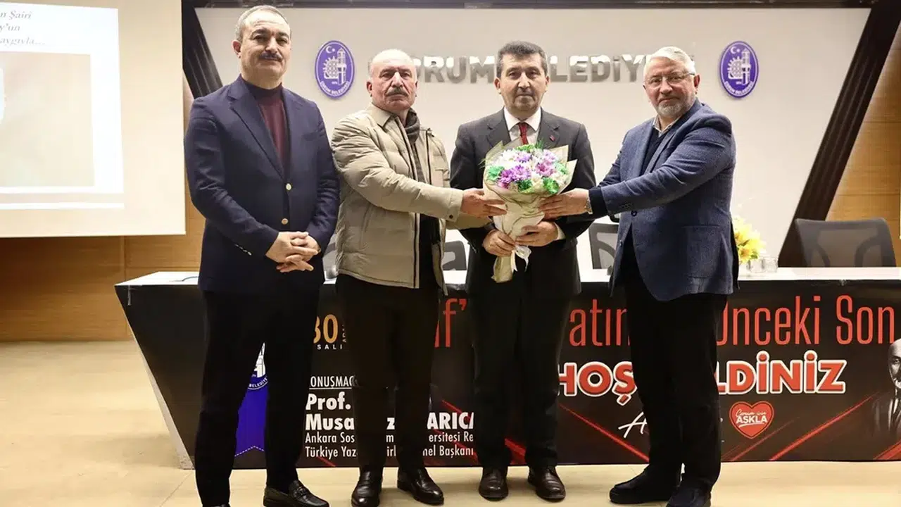 Akif’in Mirası Geleceğe Işık Tutuyor