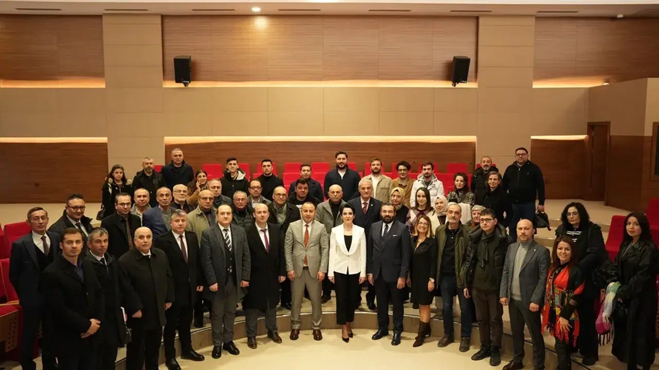 Sahte Belgeyle Mücadelede Dijital Dönem Anlatıldı