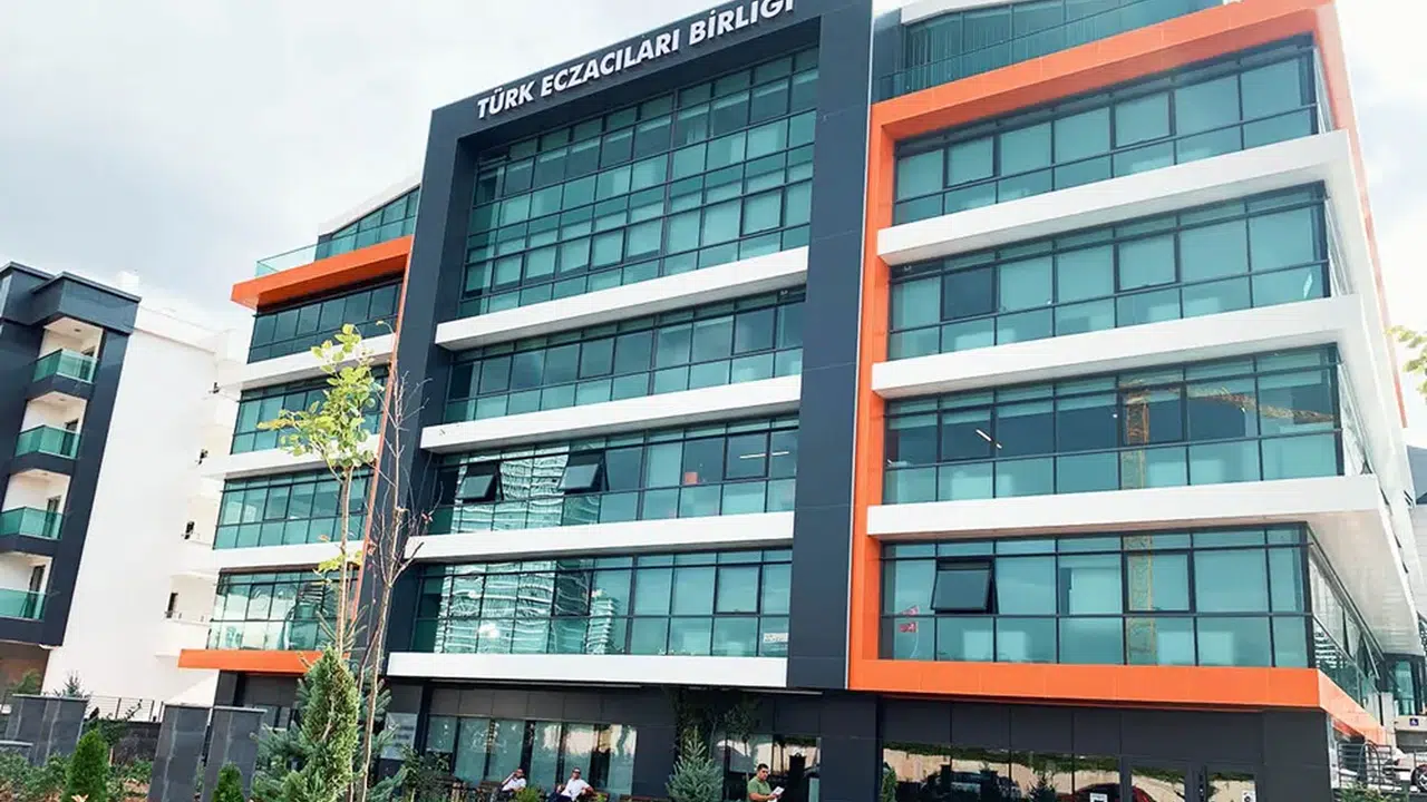 ‘Mesleğin Onurunu Geleceğe Taşıyoruz’