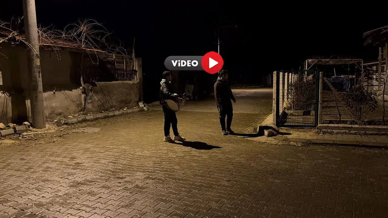 Mahalleliyi Davulcular Değil, Gençler Uyandırıyor