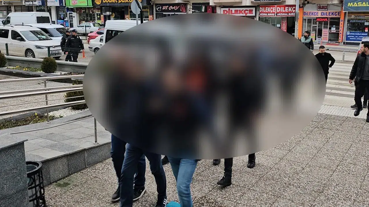 Halkı Kandırarak 139 Milyonluk Vurgun Yaptılar