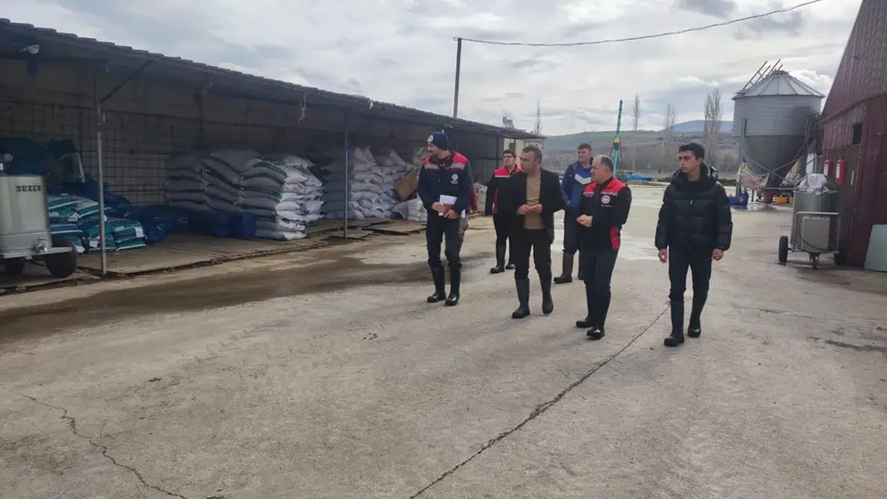 Hasan Taş, ‘Ari’ İşletmeyi İnceledi