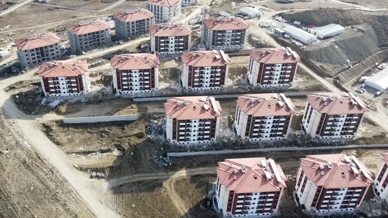 400 Konut İçin 4 Bin 218 Kişi Başvurdu