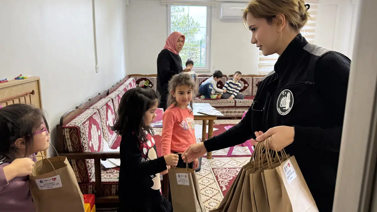 Tekne Orucu Tutan Minikler Unutulmadı