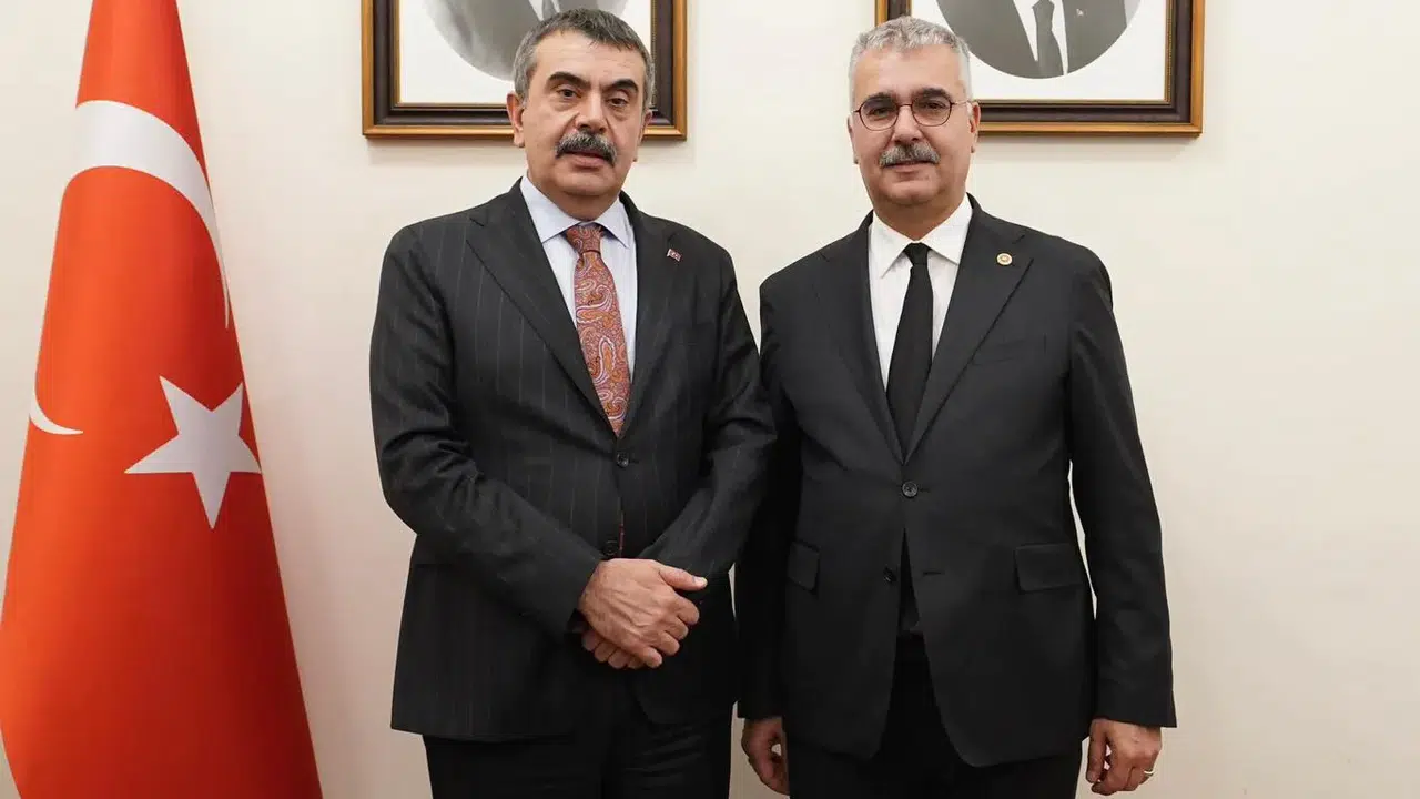 Çorum’a İki Yeni Lise Yapılıyor