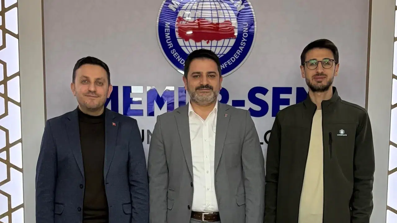 Genç Memur-Sen’de Bayrak Değişimi