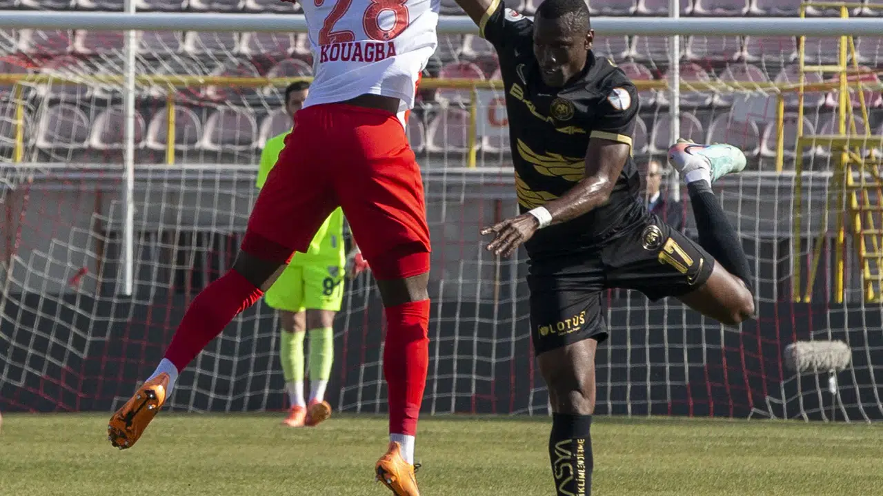 Erokspor Maçı Öncesi Üzen Gelişme