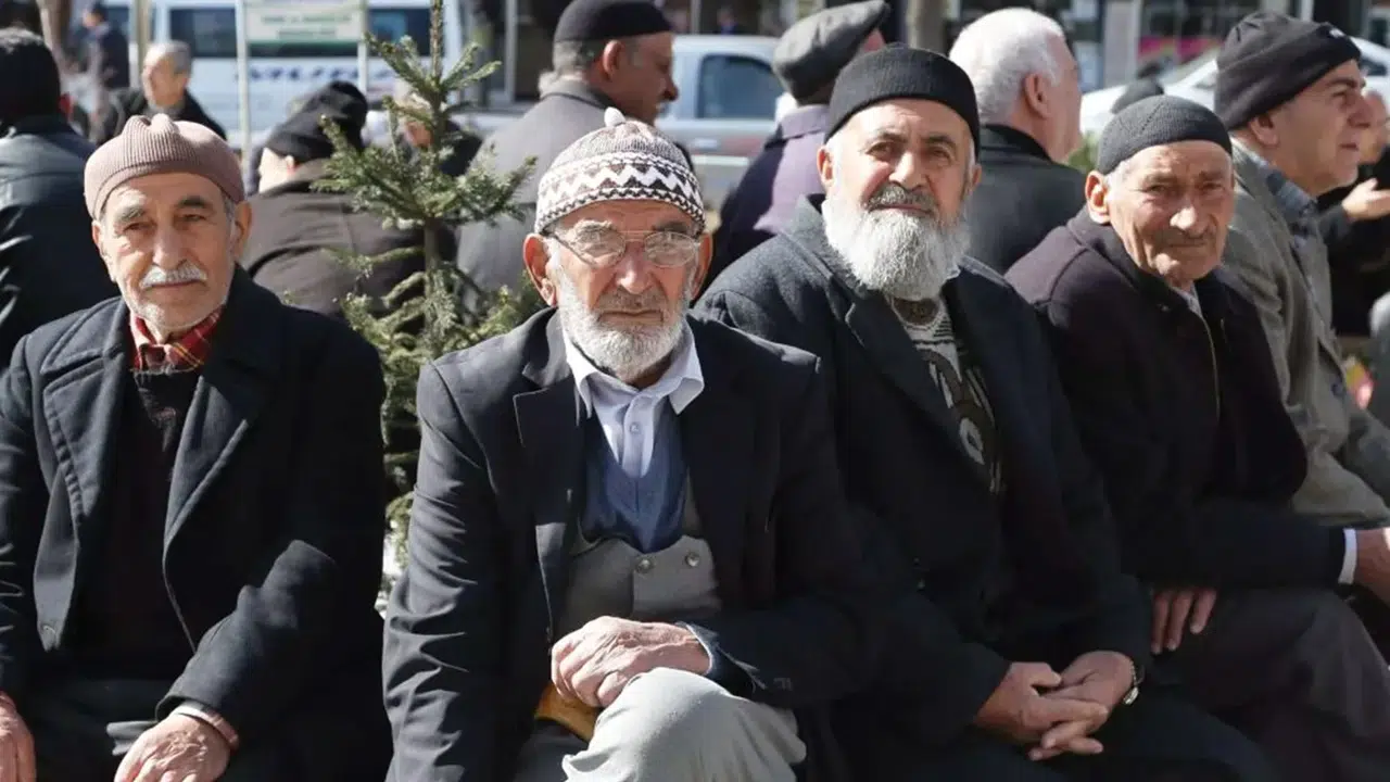Çorum'da Emeklilerle İlgili Basın Açıklaması Yapıldı