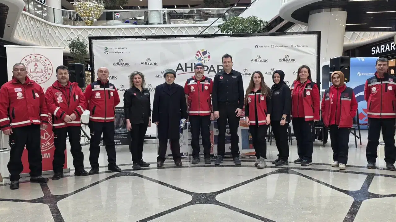 Vatandaşlara Uygulamalı Afet Eğitimi Verildi