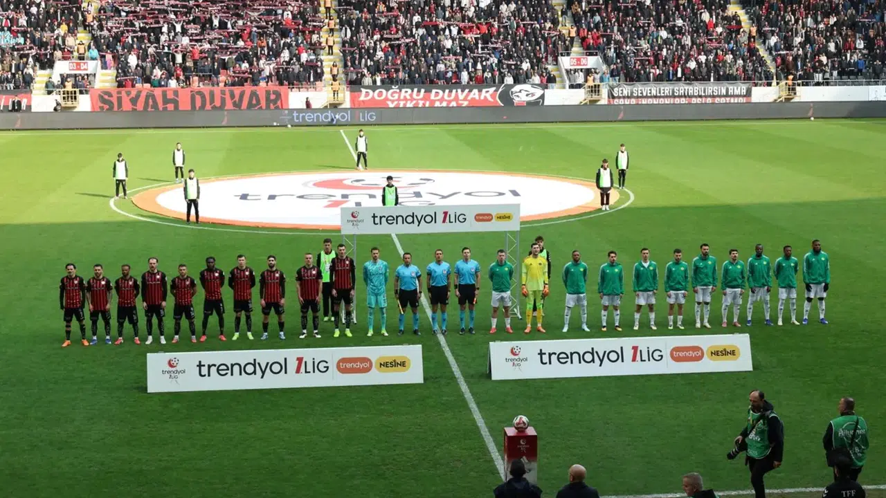 Erokspor Zaferinin Mimarı Kim Oldu ?