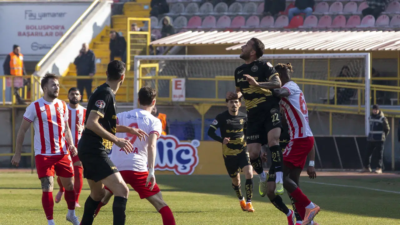 Uçar’dan İlk 11’e Dört Dokunuş