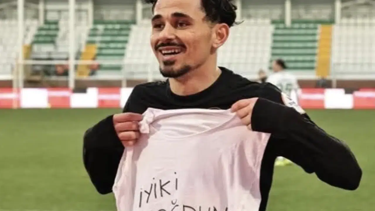 Serdar’dan Doğum Günü Kutlamalı Gol Sevinci