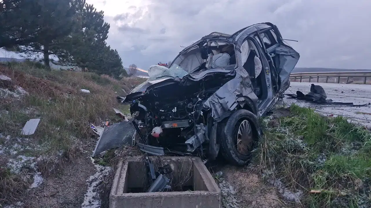 Aynı Yolda Peş Peşe Dehşet Bir Can Aldı