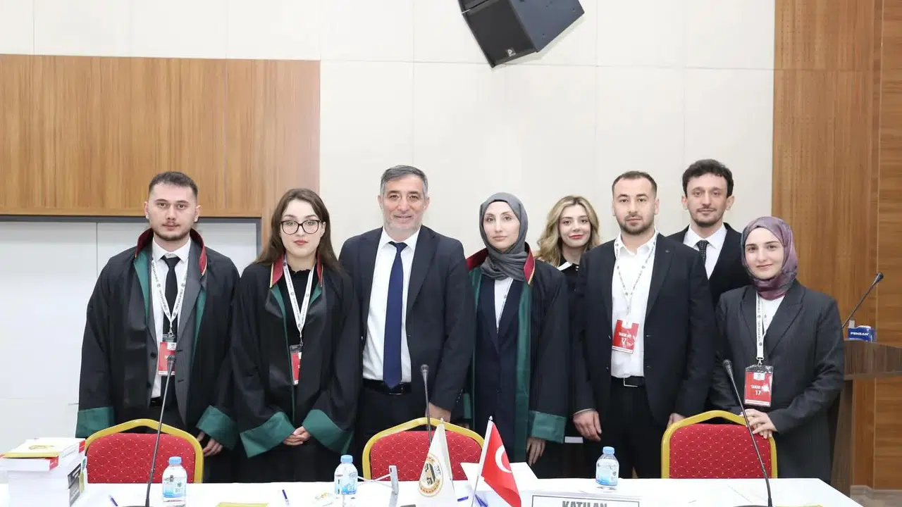 Çorum’un Genç Avukatları Kurgusal Duruşmadaydı