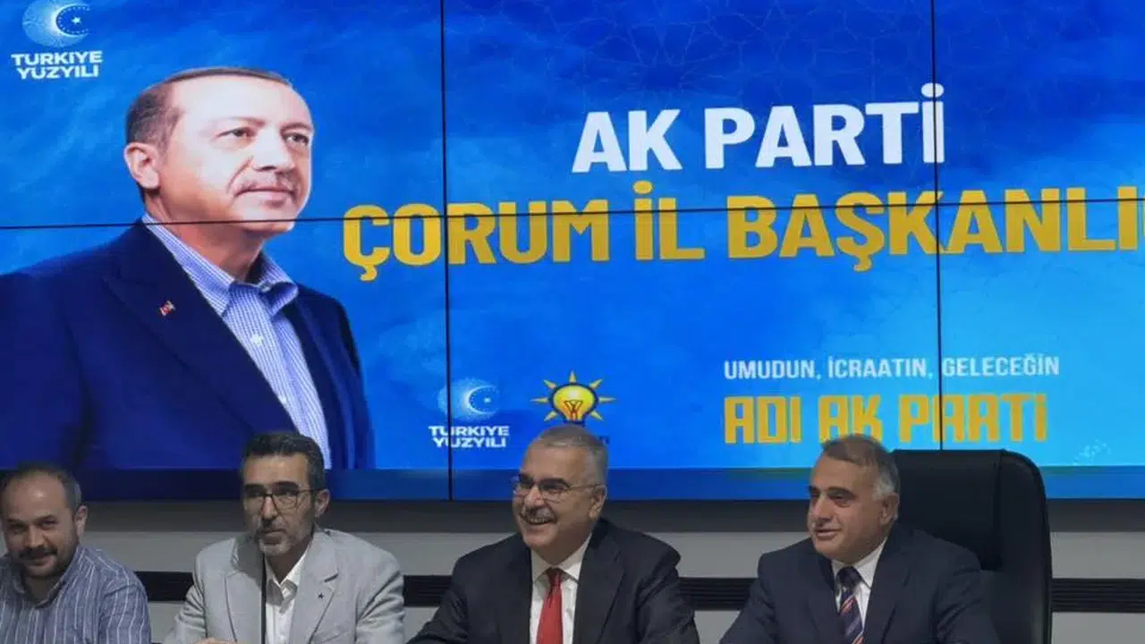 AK Parti’de Gündem Bakan Ziyareti