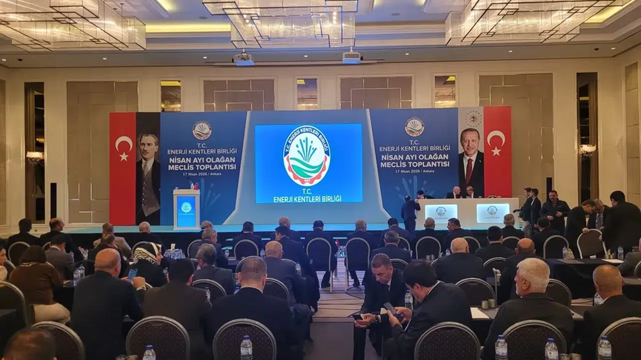 Başkan Aşgın, Enerji Kentler Birliği Toplantısında