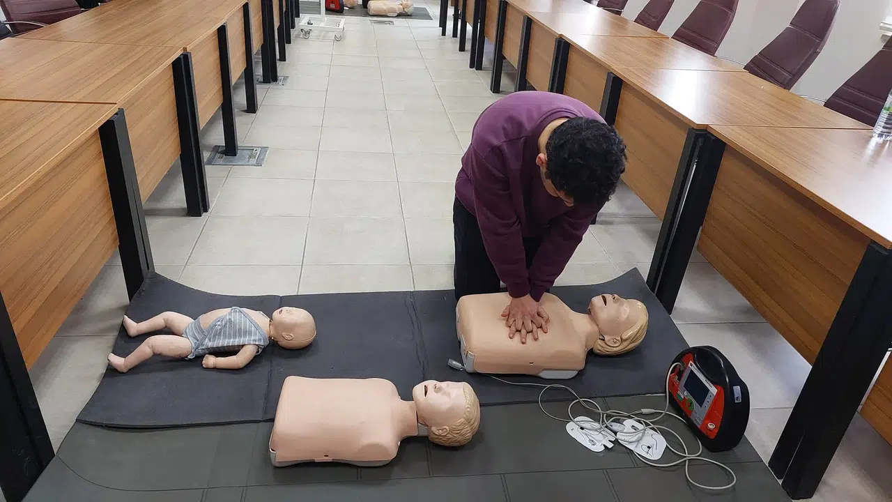 Kurum Personellerine İlk Yardım Eğitimi Verildi