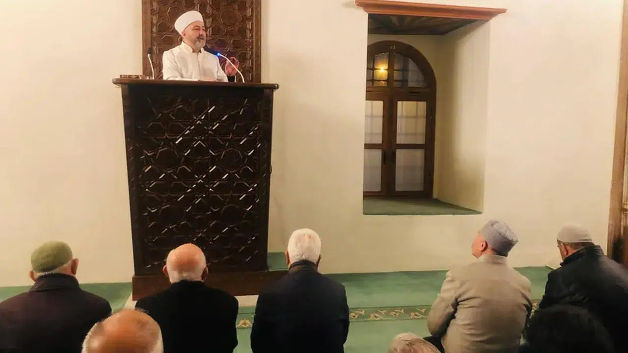 Ulu Cami'de Riyazüs Salihin Dersleri