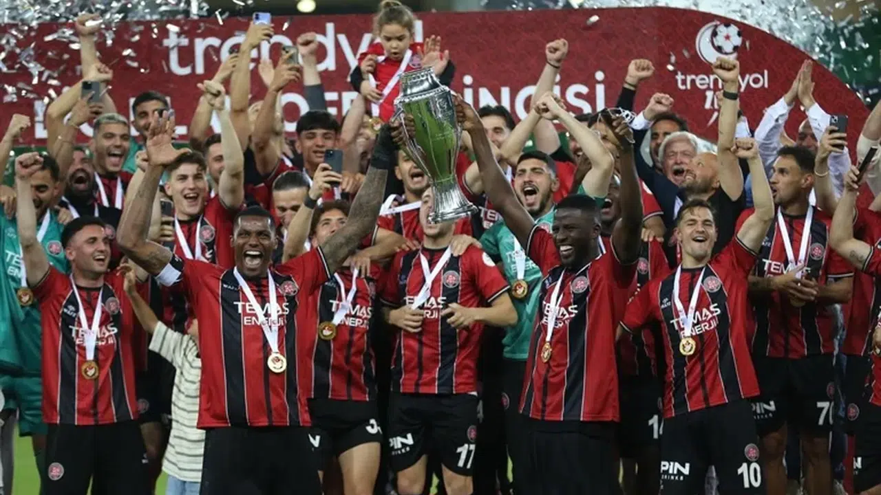Son 10 Yılın Play-Off Şampiyonları Kim ?