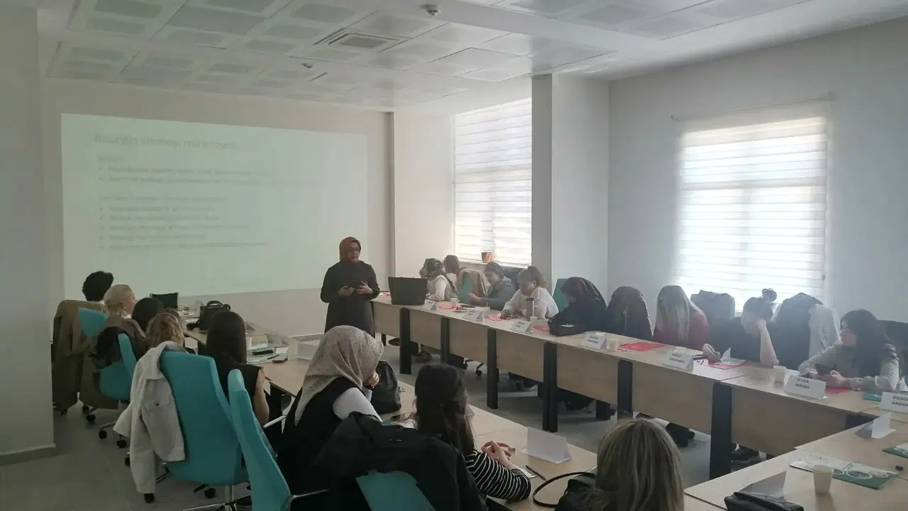 Sağlık Personeline Yenidoğan Sağlığı Anlatıldı