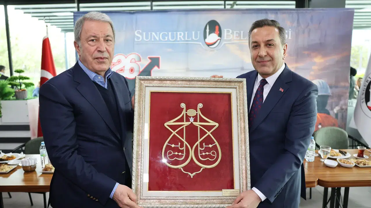 Savunma Başkanı Akar’dan Sungurlu Ziyareti
