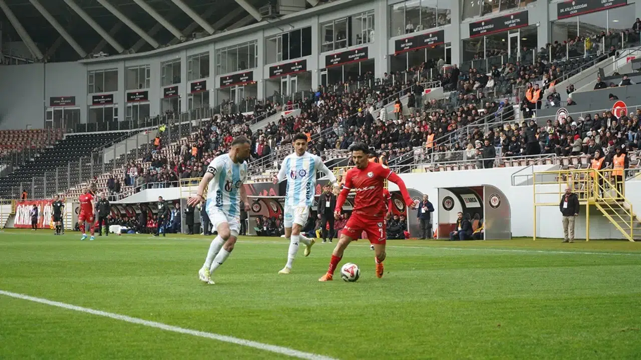 Şampiyon Gibi Başladık Ama…