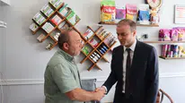 Dinçer, Esnaf ve Vatandaşla Buluştu