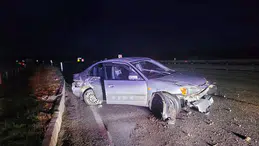 Otomobil Bariyerlere Çarptı