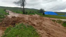 Köyleri Sel Vurdu, Taşan Dereler Arazileri Yuttu