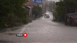 Aniden Bastıran Yağış Hayatı Felç Etti