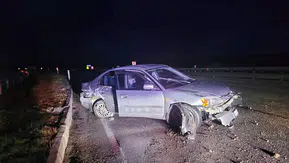 Otomobil Bariyerlere Çarptı