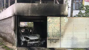 Otomobil Saniyeler İçinde Küle Döndü