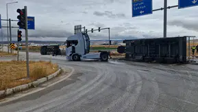 Yine Ölüm Kavşağı Yine Kaza!