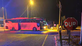Cip ile Tur Otobüsü Birbirine Girdi