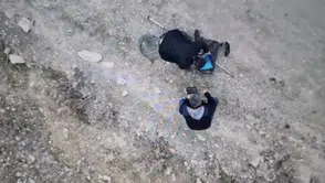 Irmakta Elektrikle Kaçak Balık Avı