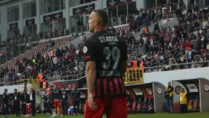 Erkan da Sınıra Geldi