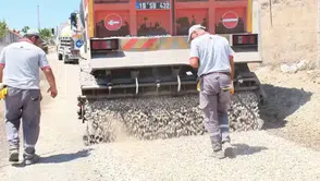 Sungurlu'da Asfalt Çalışmaları Cevheri Mahallesinde Devam Ediyor
