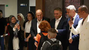 İlk Günde Öğrencileri Yalnız Bırakmadılar
