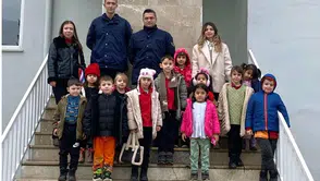 Miniklerden Mehmetçiğe Anlamlı Ziyaret