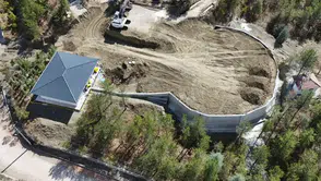Şehitlik Anıtı ve Taziye Evi Hızla Yükseliyor
