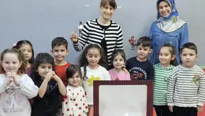 Minikler Hacivat ve Karagöz’ü Tanıdı